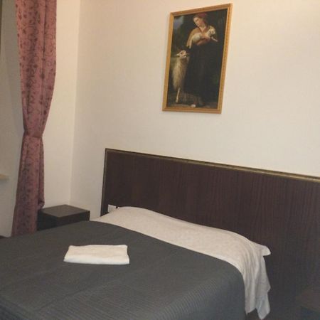 Bed and Breakfast Mille Fiori à Rome Extérieur photo