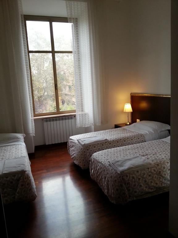 Bed and Breakfast Mille Fiori à Rome Extérieur photo