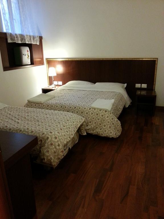 Bed and Breakfast Mille Fiori à Rome Chambre photo